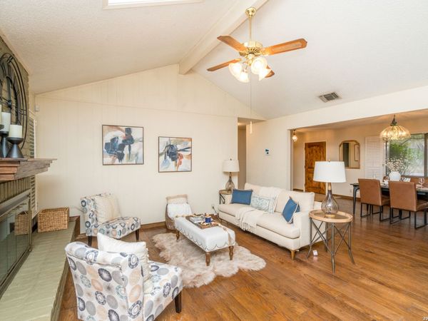 2131 Oak Wild, San Antonio, TX 78232