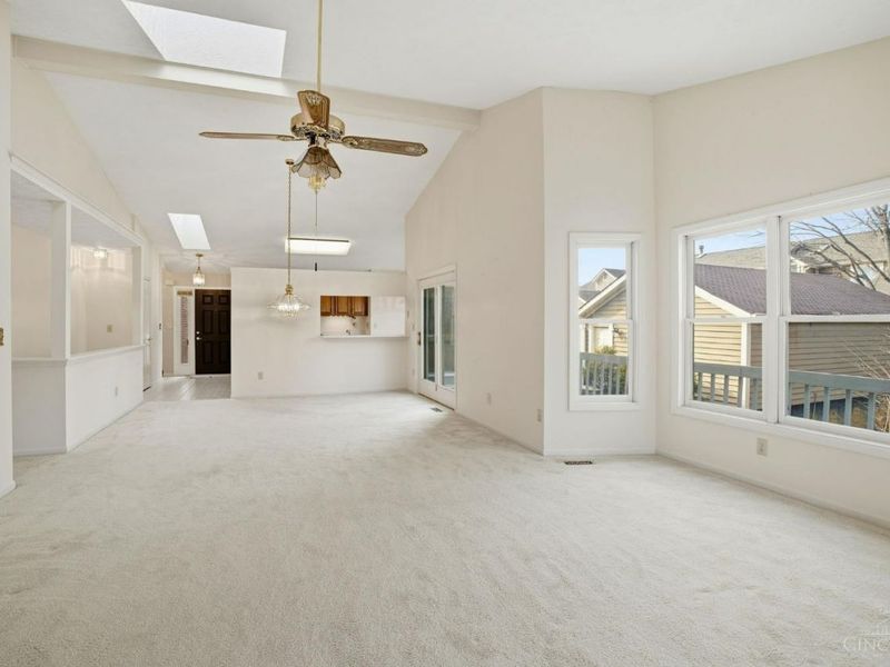 11736 Gable Glen Lane, Symmes Township, OH 45249 Photo 12