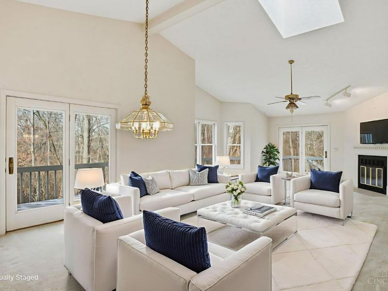 11736 Gable Glen Lane, Symmes Township, OH 45249 Photo 3