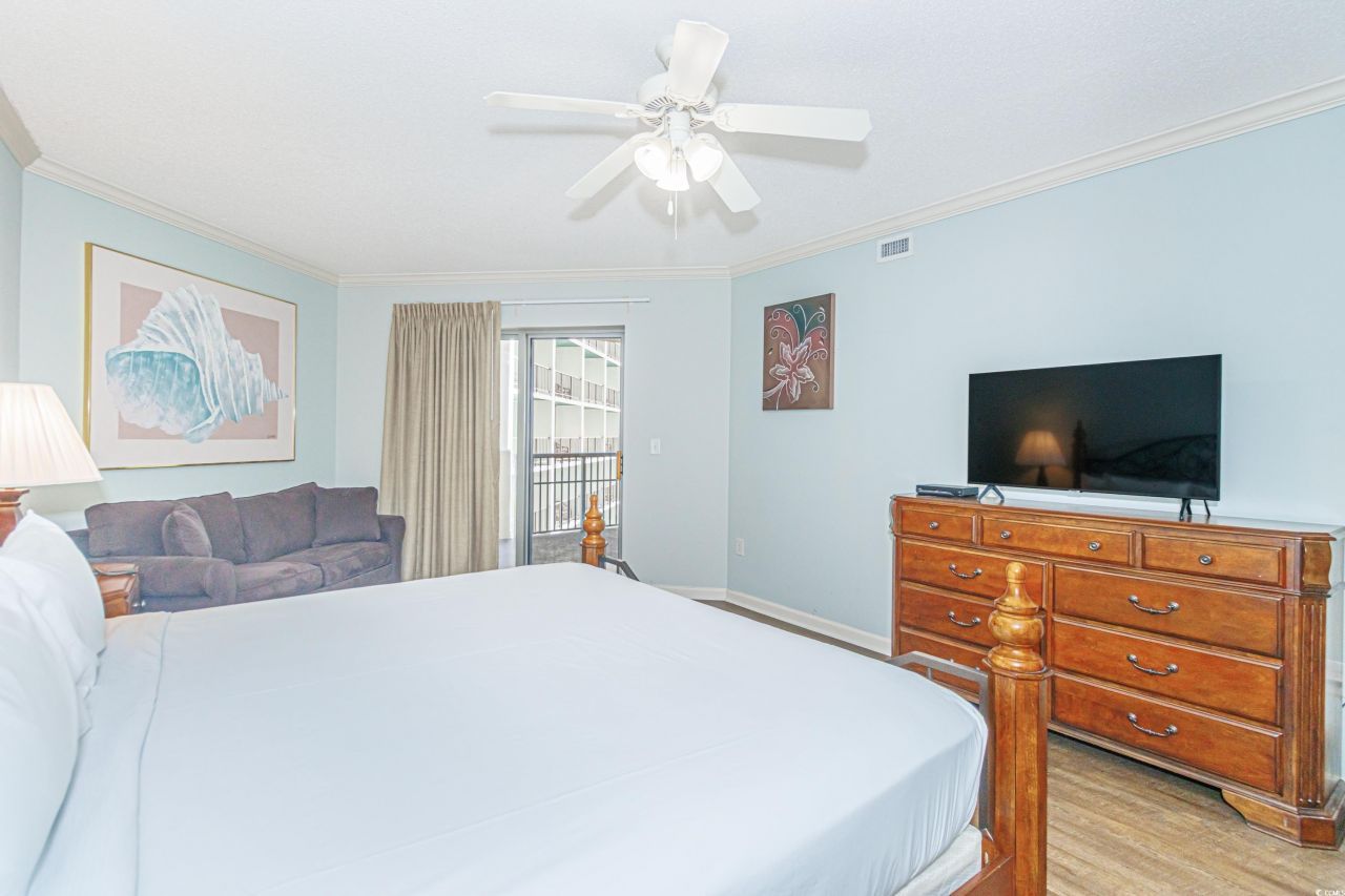 9994 Beach Club Dr. Photo 21