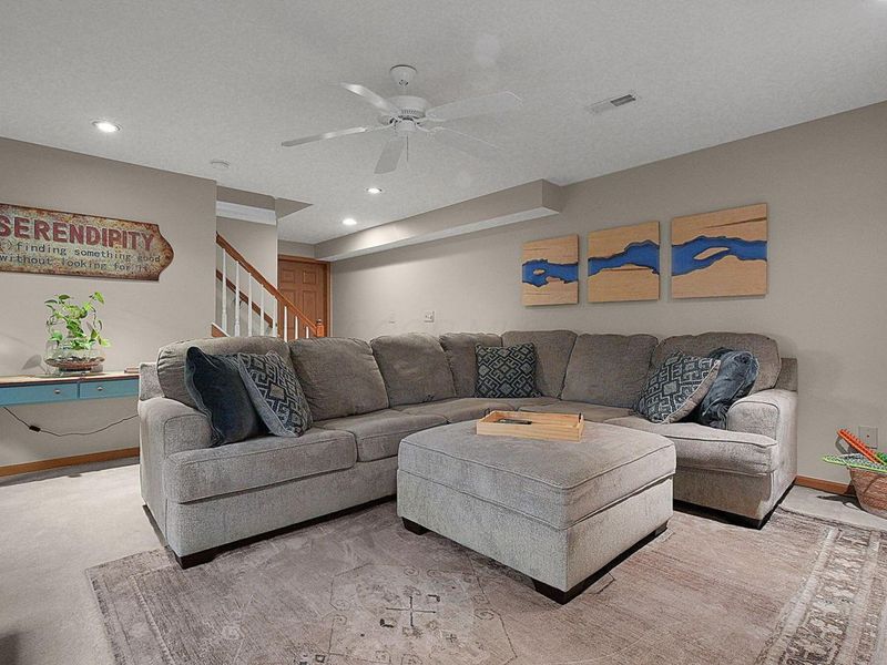 1126 Sanctuary Place, Unit 4, Columbus, OH 43230 Photo 15