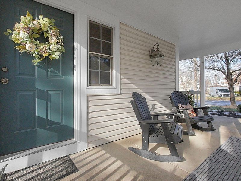 1126 Sanctuary Place, Unit 4, Columbus, OH 43230 Photo 2