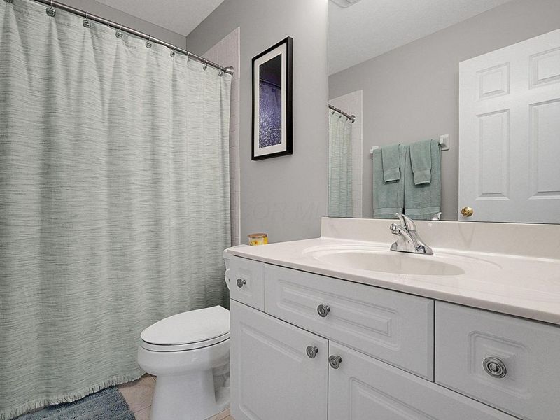 1126 Sanctuary Place, Unit 4, Columbus, OH 43230 Photo 23