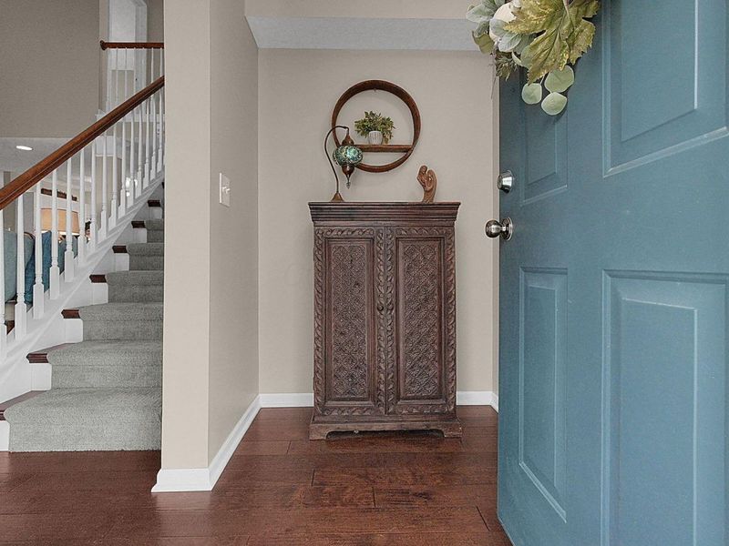 1126 Sanctuary Place, Unit 4, Columbus, OH 43230 Photo 3