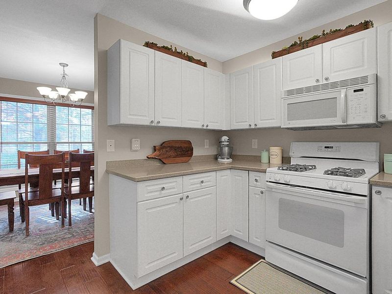 1126 Sanctuary Place, Unit 4, Columbus, OH 43230 Photo 7