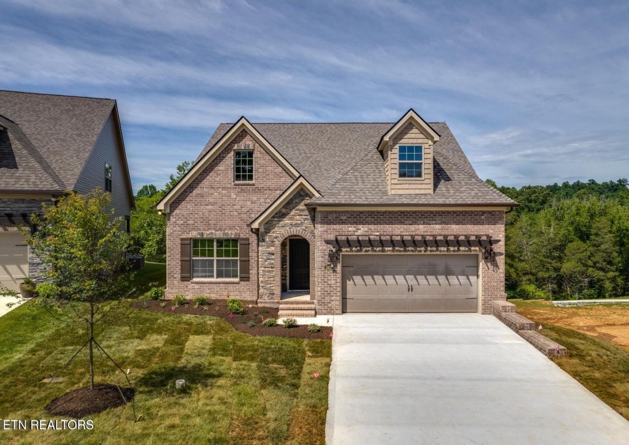 3009 Sycamore Creek Ln, Knoxville, TN 37931 Main Photo
