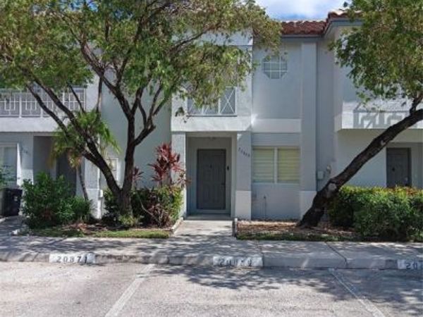 20869 NW 2nd Street, Pembroke Pines, FL 33029
