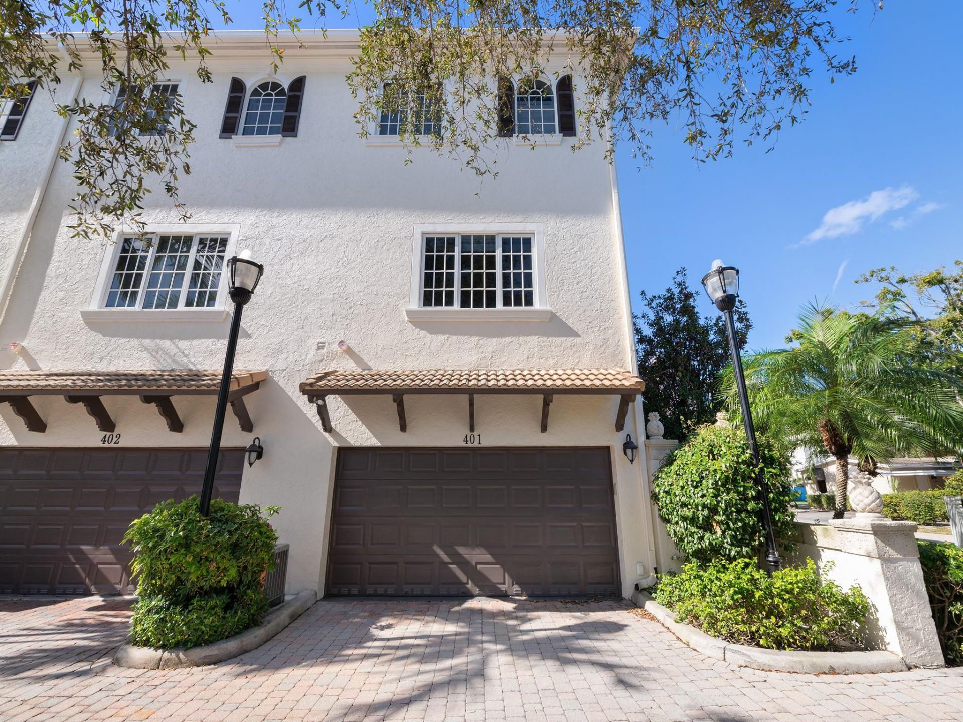 510 SE 7th Street, Unit 401, Fort Lauderdale, FL 33301 Photo