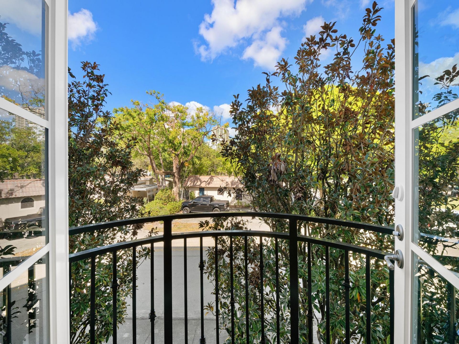 510 SE 7th Street, Unit 401, Fort Lauderdale, FL 33301 Photo