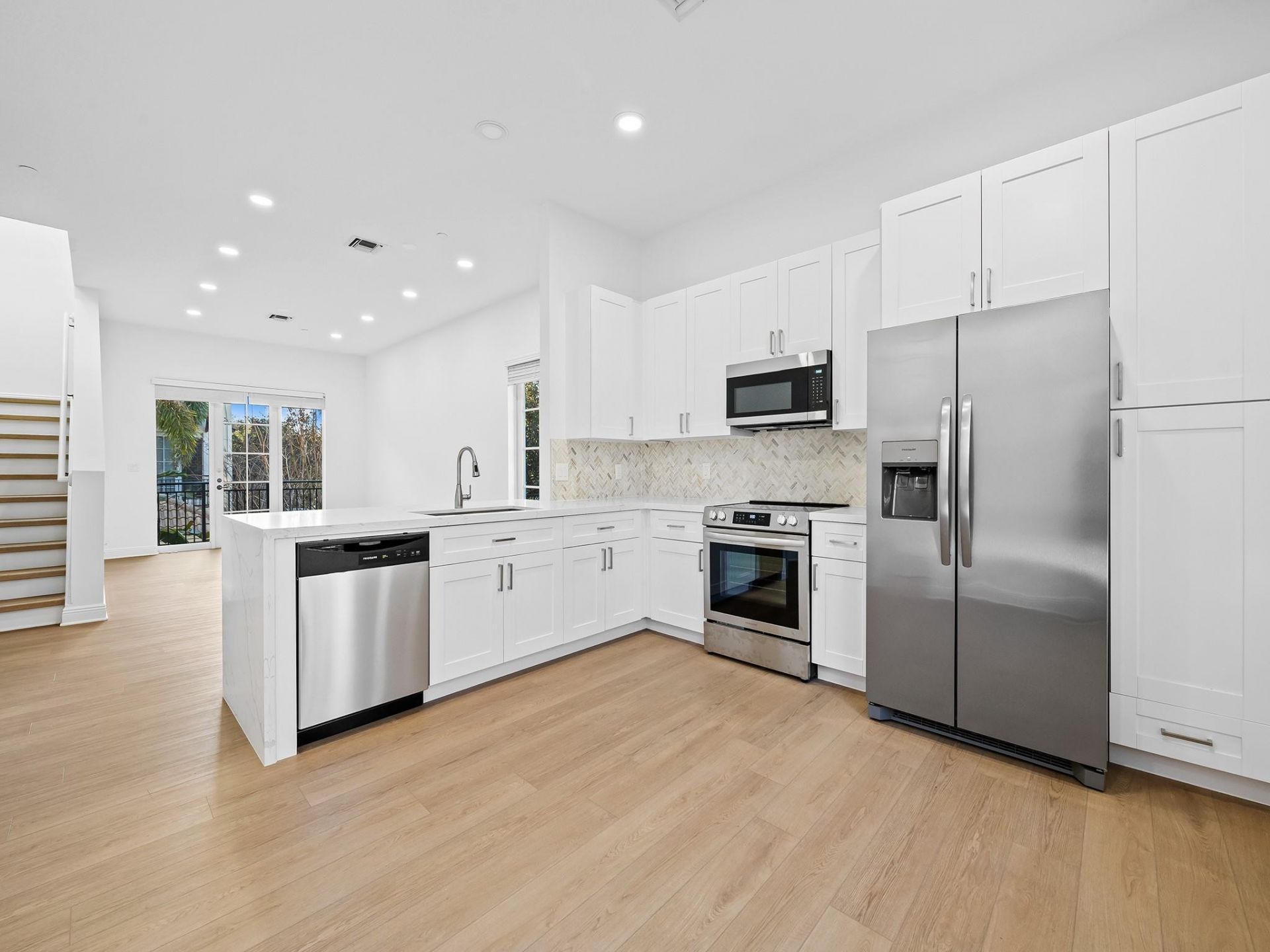 510 SE 7th Street, Unit 401, Fort Lauderdale, FL 33301 Photo