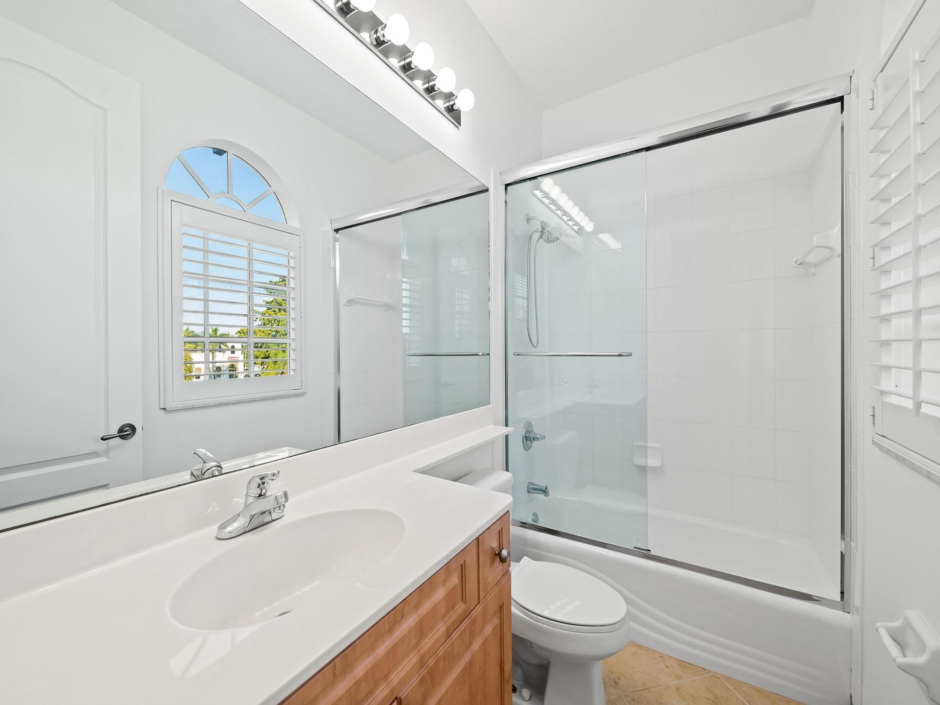 510 SE 7th Street, Unit 401, Fort Lauderdale, FL 33301 Photo