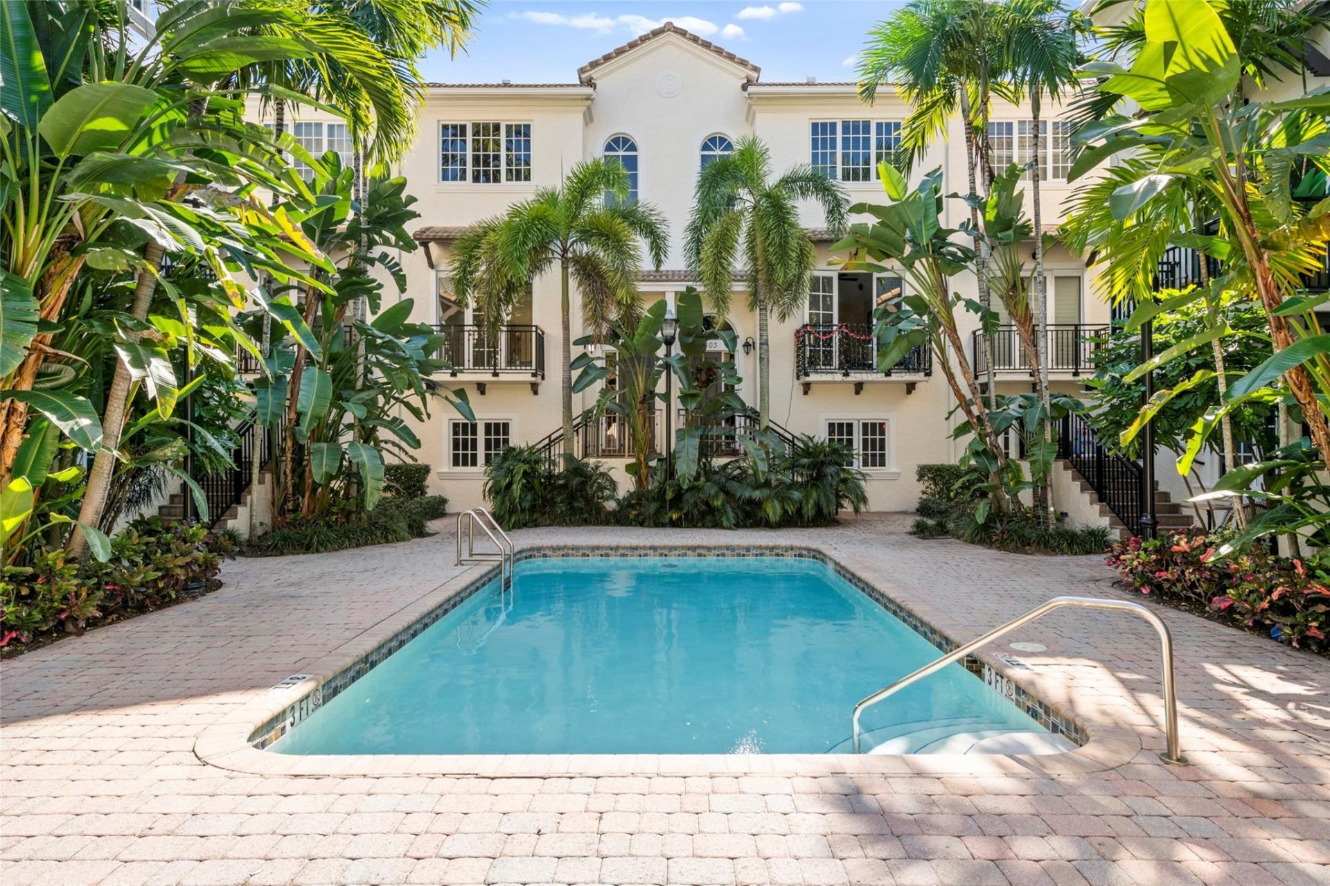 510 SE 7th Street, Unit 401, Fort Lauderdale, FL 33301 Photo