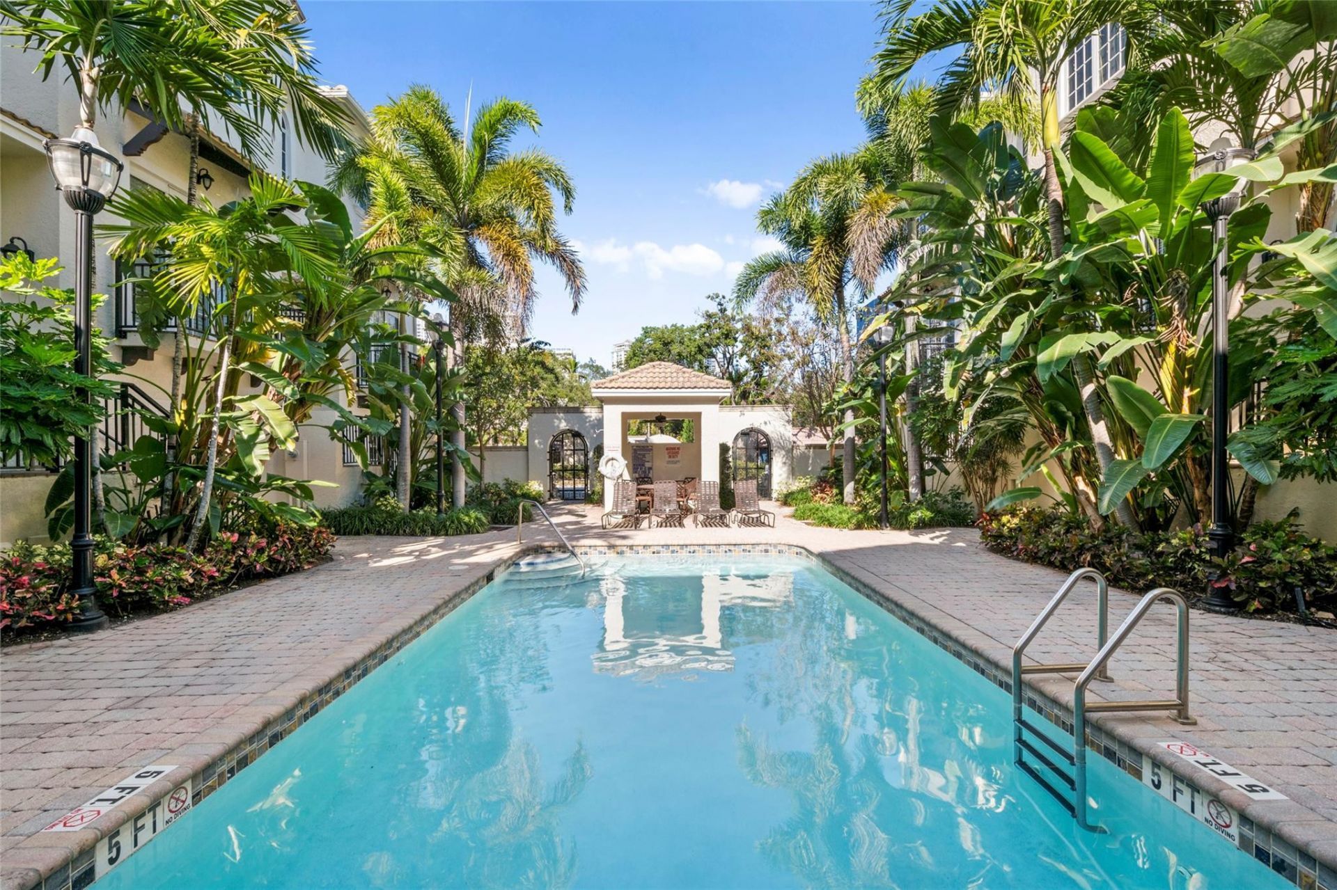 510 SE 7th Street, Unit 401, Fort Lauderdale, FL 33301 Photo