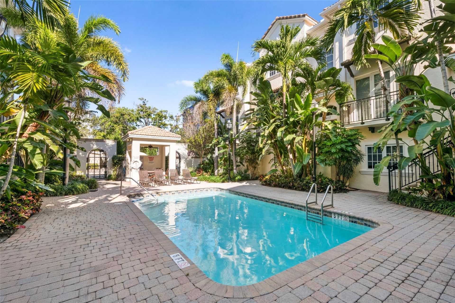 510 SE 7th Street, Unit 401, Fort Lauderdale, FL 33301 Photo