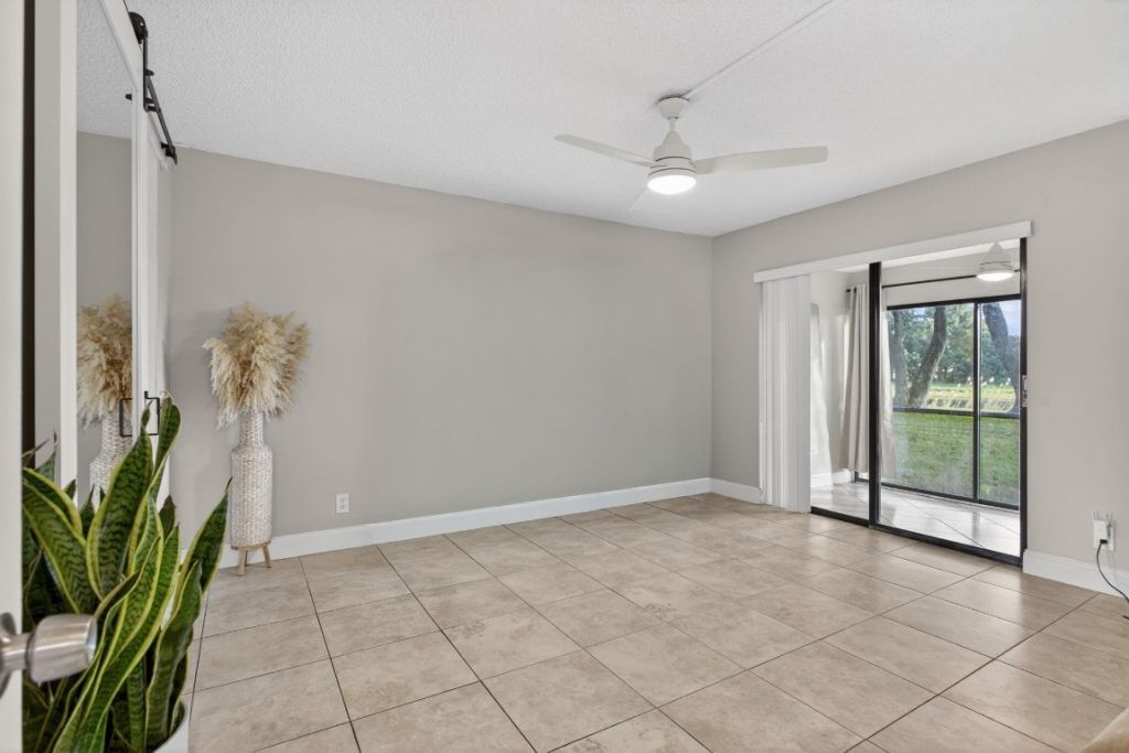 2314 S Cypress Bend Drive, Unit 114, Pompano Beach, FL 33069 Photo