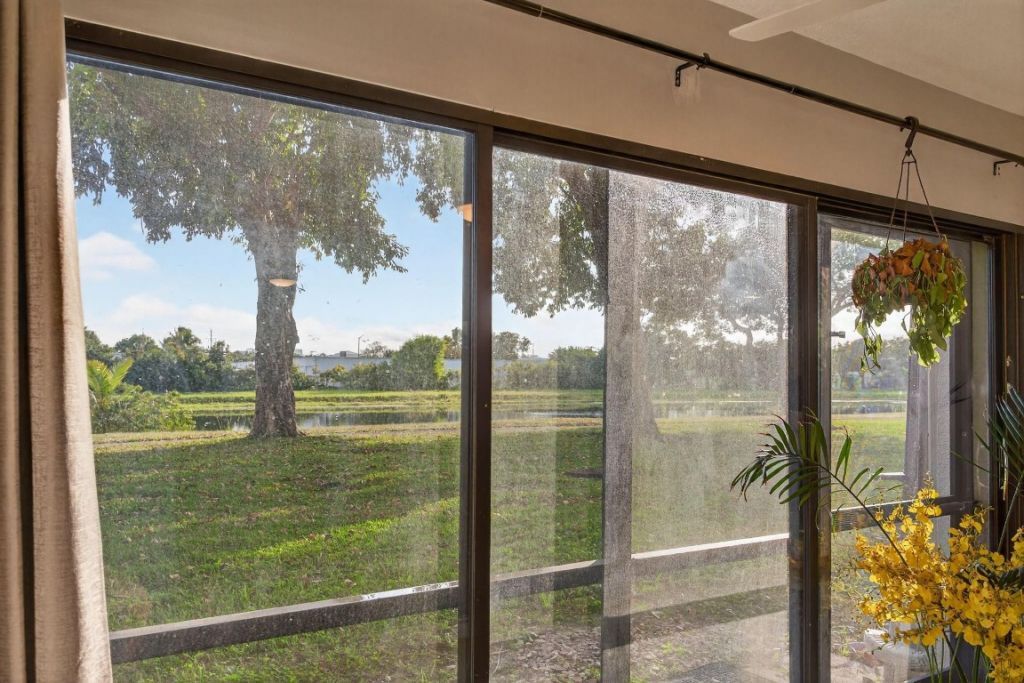 2314 S Cypress Bend Drive, Unit 114, Pompano Beach, FL 33069 Photo