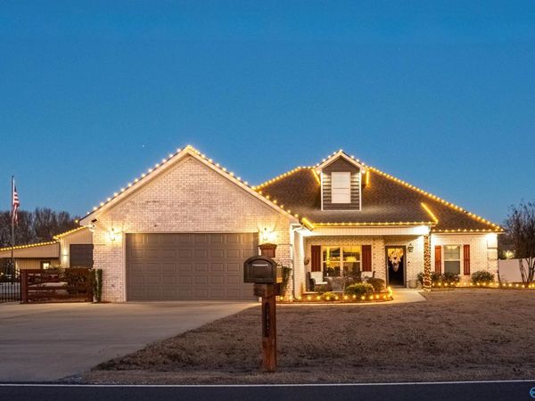 22542 Sharp Road, Athens, AL 35613