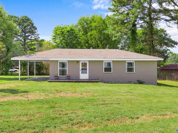 7929 County Road 41, Florence, AL 35633