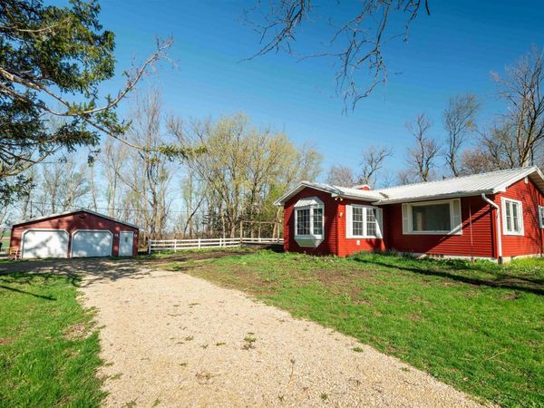 20051 O Avenue, Grundy Center, IA 50638