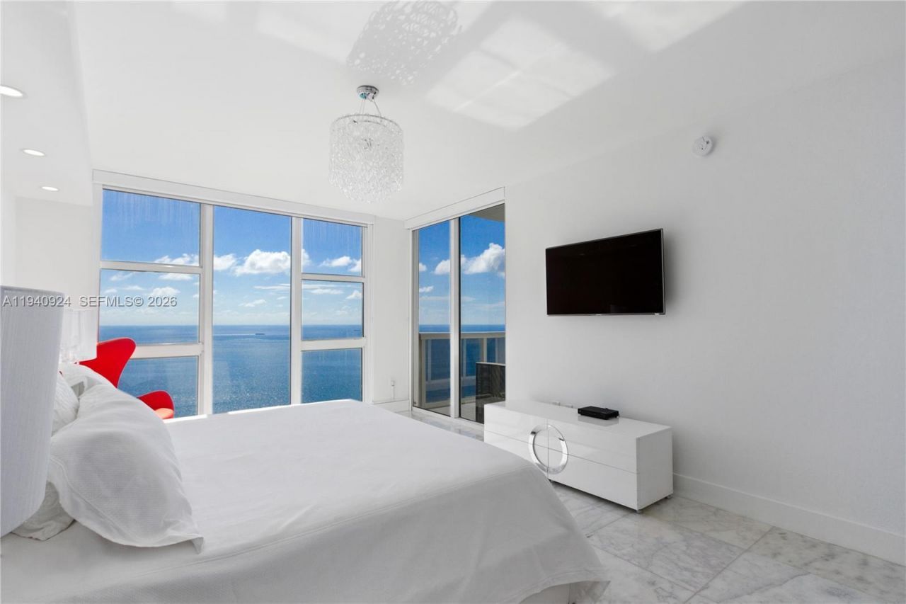 1800 S Ocean Dr , Unit PH4404, Hallandale Beach, FL 33009 Photo