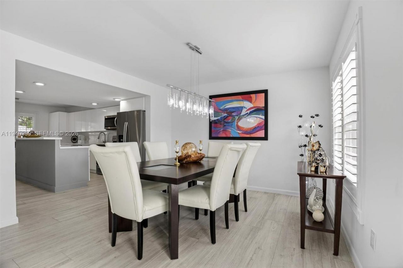 7110 SW 54th St, Miami, FL 33155 Photo