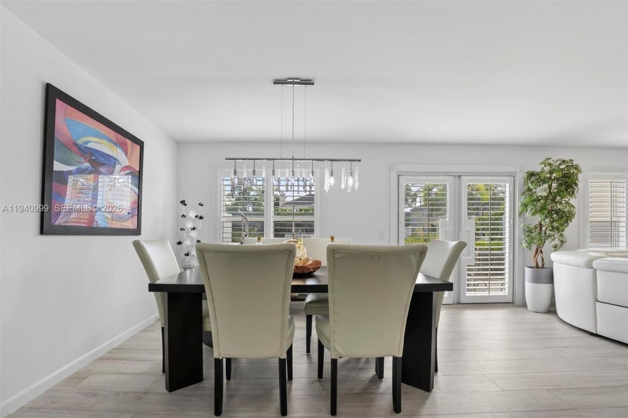 7110 SW 54th St, Miami, FL 33155 Photo