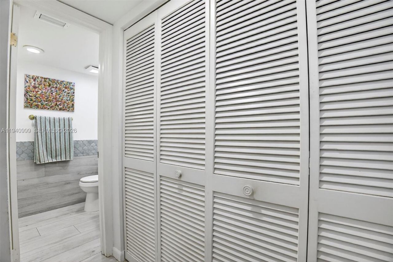 7110 SW 54th St, Miami, FL 33155 Photo