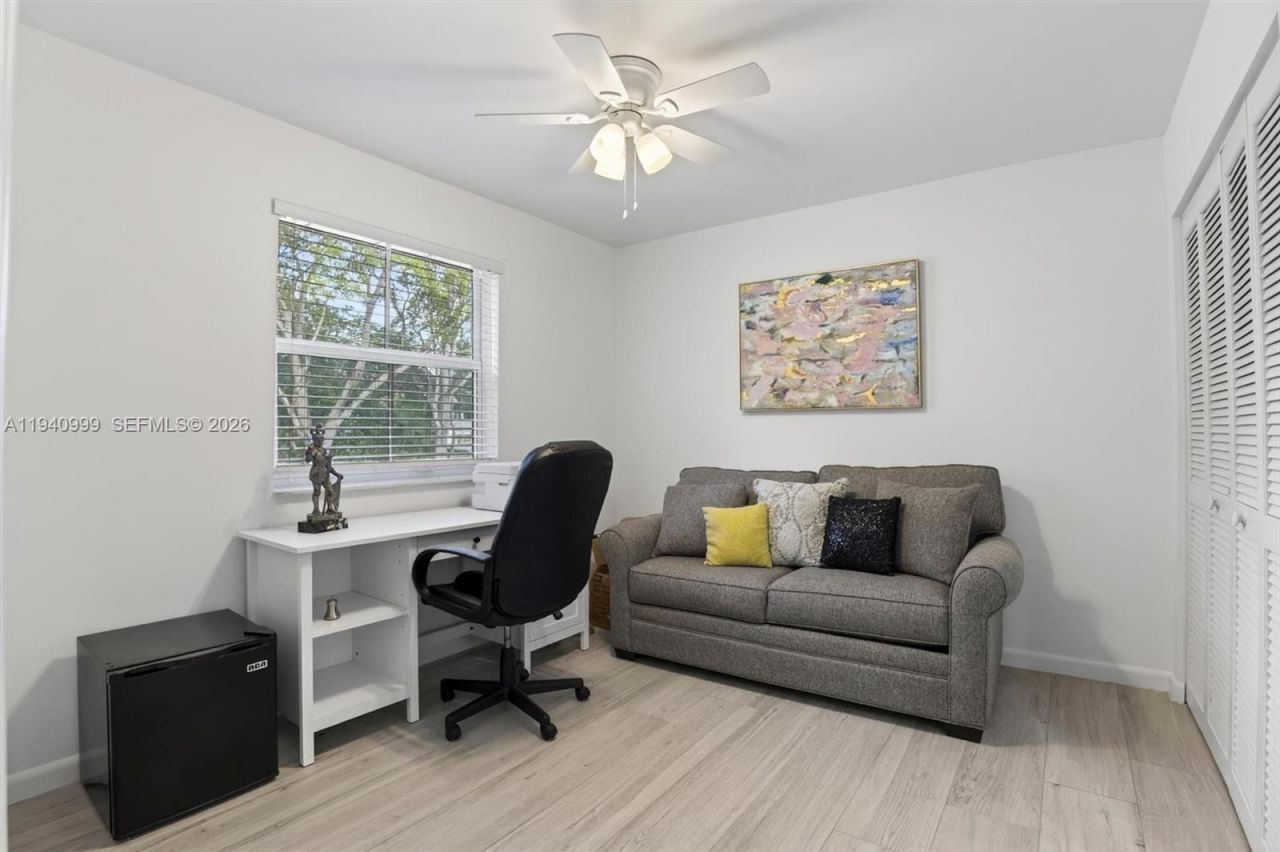 7110 SW 54th St, Miami, FL 33155 Photo