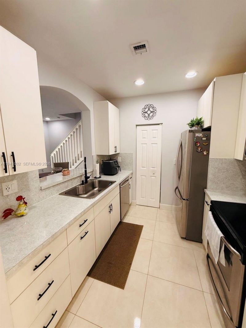 2279 NE 42nd Cir , Homestead, FL 33033 Photo