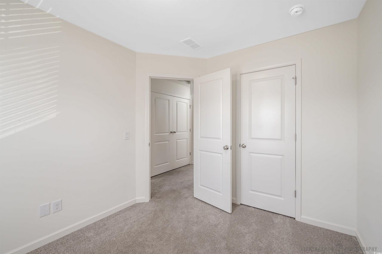 109 Oxforshire St. Photo 14