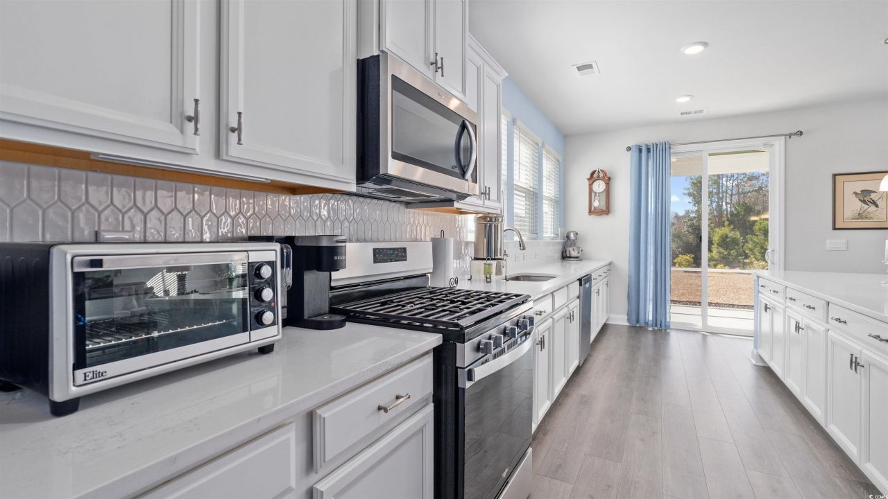 109 Cowan Pl. Photo 10