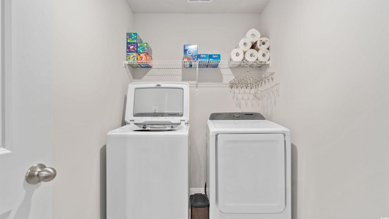 109 Cowan Pl. Photo 29