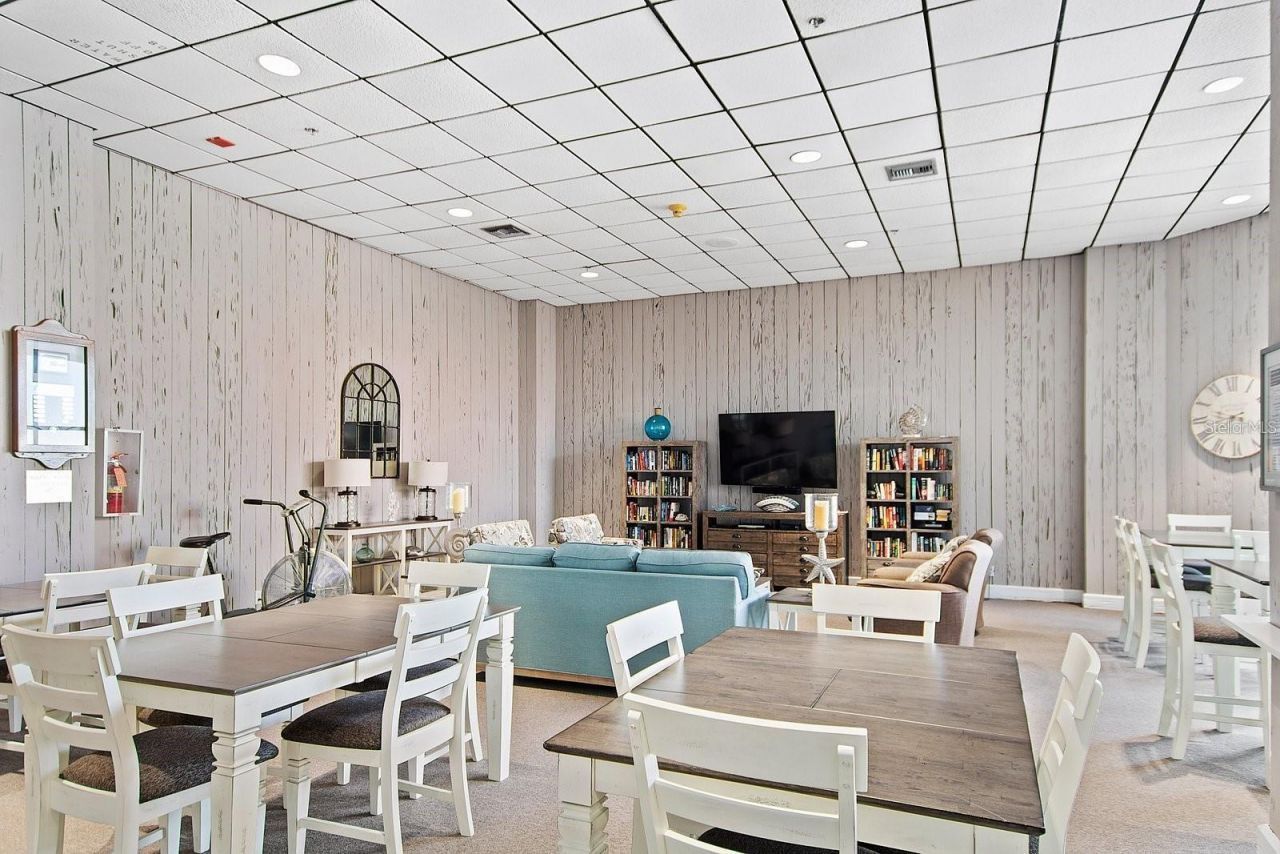 6265 Sun Boulevard, Unit 805, Saint Petersburg, FL 33715 Photo