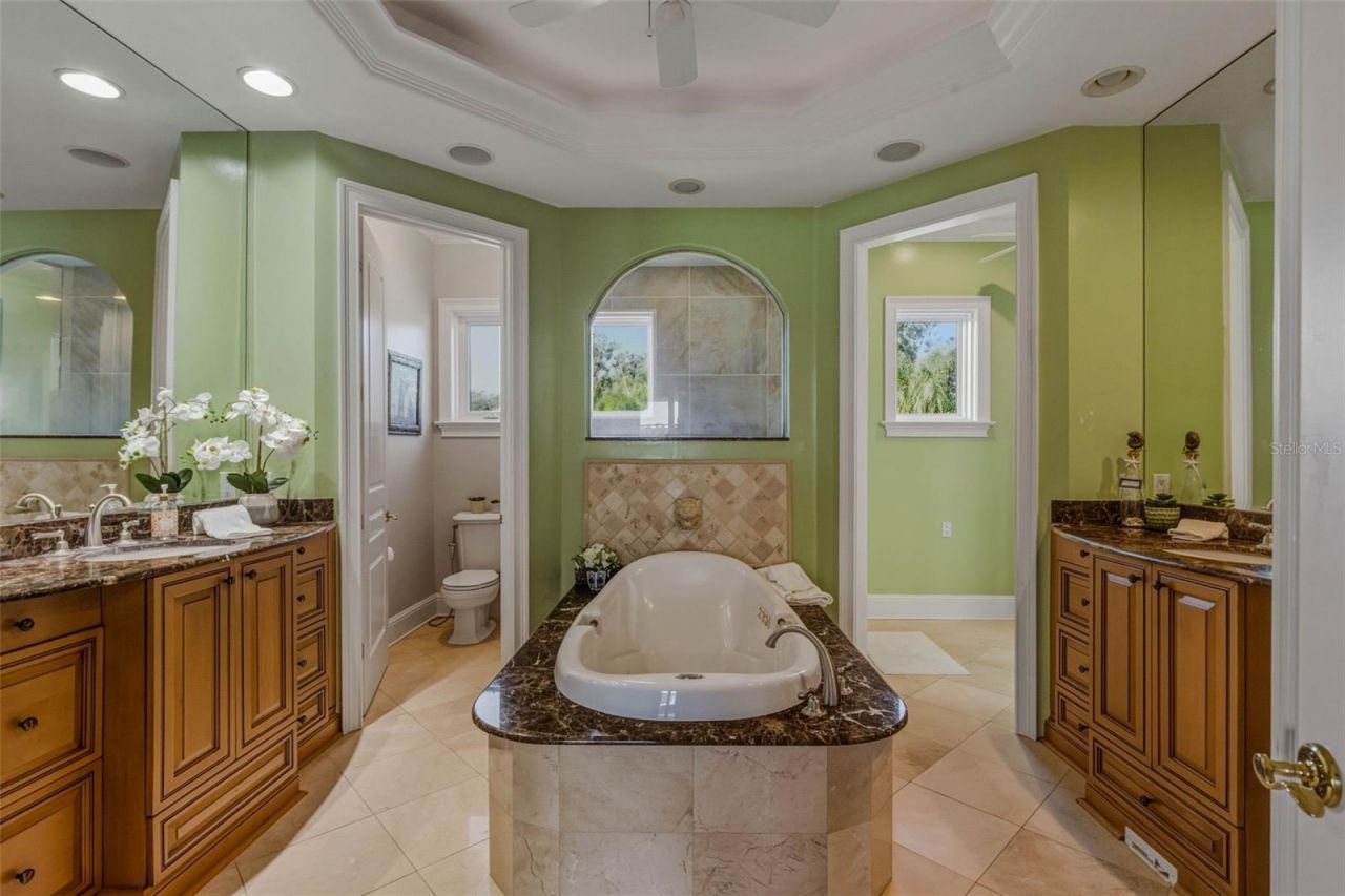 2609 Clark Road, Tampa, FL 33618 Photo