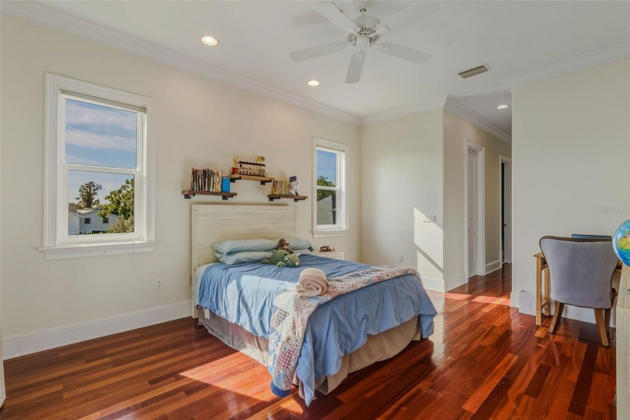 2609 Clark Road, Tampa, FL 33618 Photo