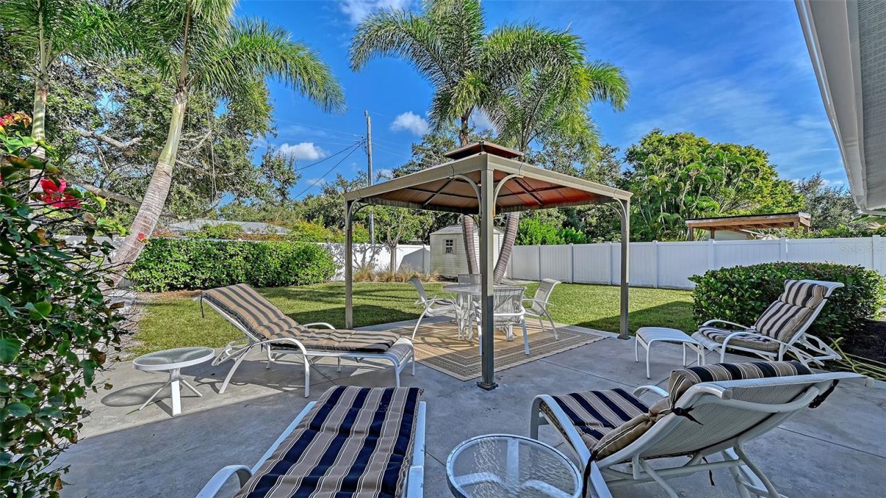 2115 Grove Street, Sarasota, FL 34239 Photo