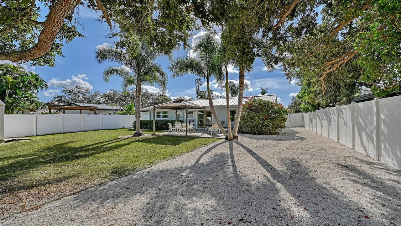 2115 Grove Street, Sarasota, FL 34239 Photo
