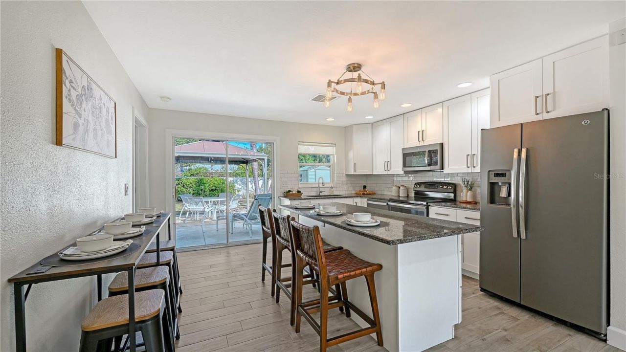 2115 Grove Street, Sarasota, FL 34239 Photo