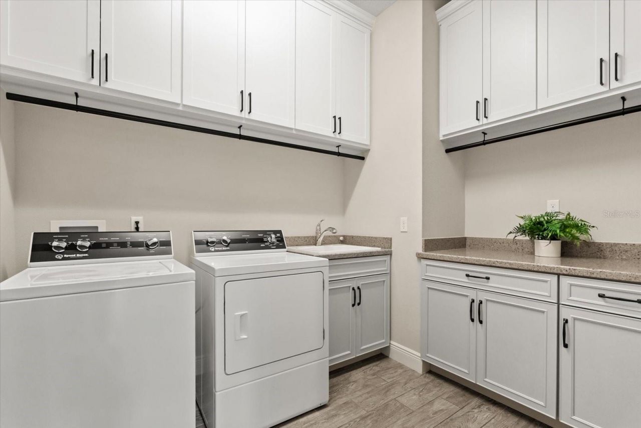 3875 Grassland Loop, Lake Mary, FL 32746 Photo