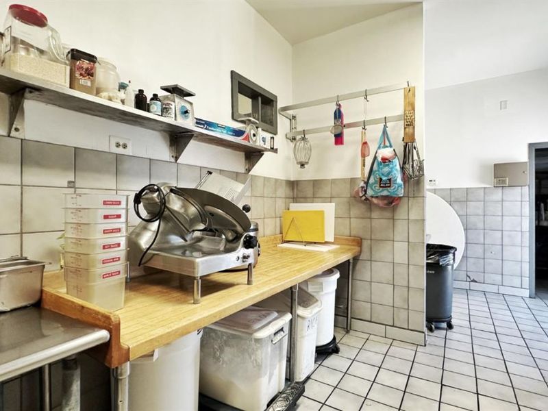 11483 Chester Road, Sharonville, OH 45246 Photo 14