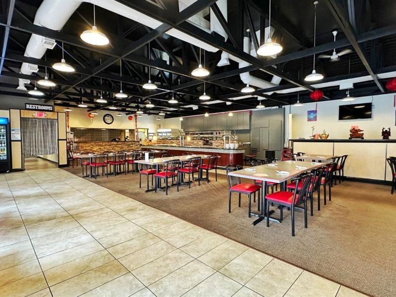 11483 Chester Road, Sharonville, OH 45246 Photo 4