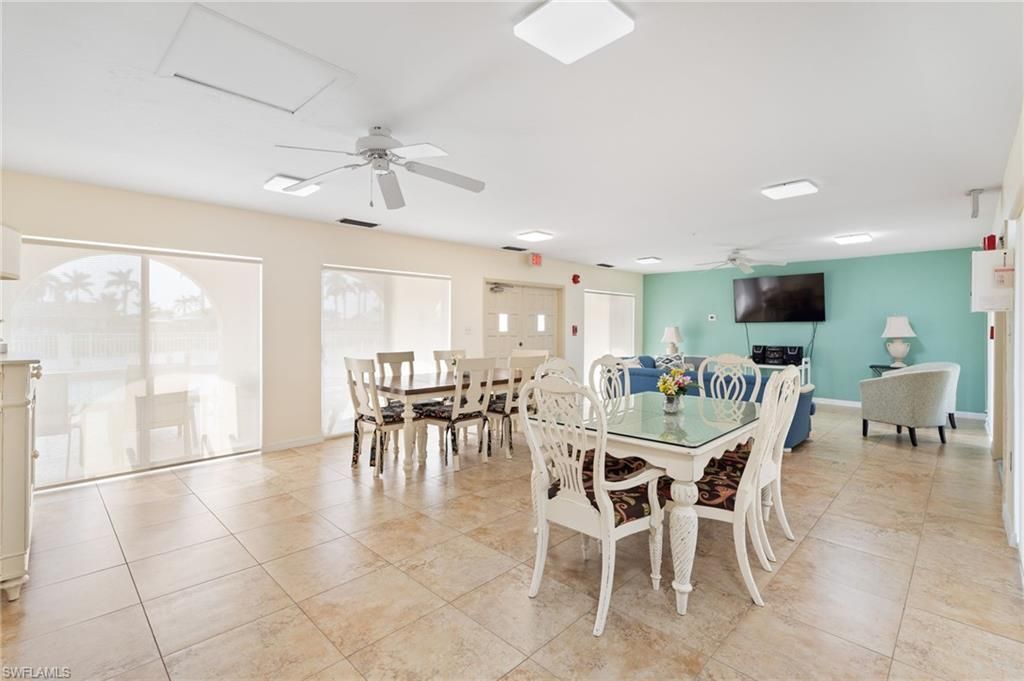 1912 SE 43rd St, Unit 210, Cape Coral, FL 33904 Photo