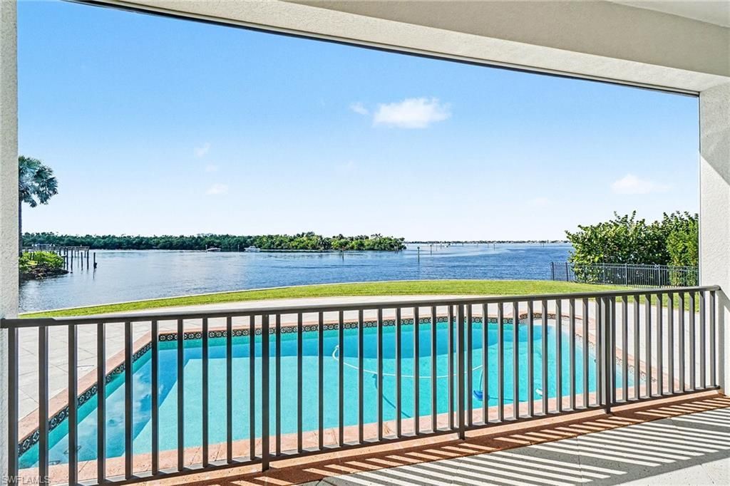 866 Cal Cove Dr, Fort Myers, FL 33919 Photo