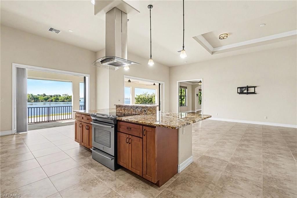 866 Cal Cove Dr, Fort Myers, FL 33919 Photo