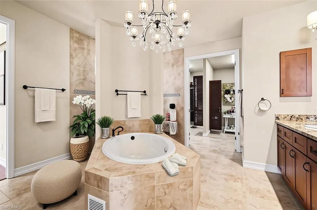 866 Cal Cove Dr, Fort Myers, FL 33919 Photo