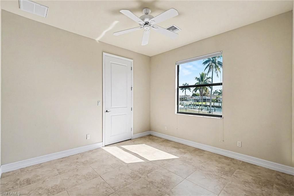 866 Cal Cove Dr, Fort Myers, FL 33919 Photo
