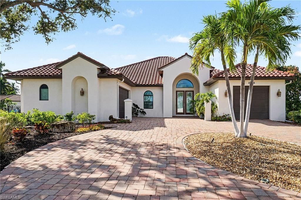 866 Cal Cove Dr, Fort Myers, FL 33919 Photo