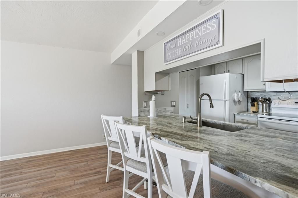 2885 Palm Beach Blvd, Unit 505, Fort Myers, FL 33916 Photo