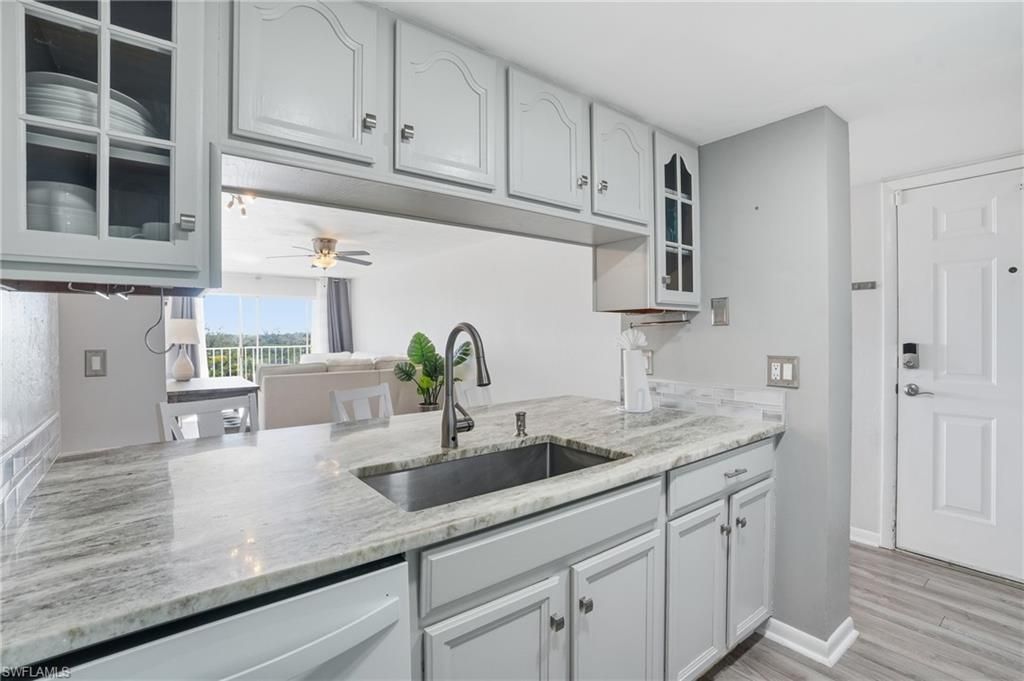 2885 Palm Beach Blvd, Unit 505, Fort Myers, FL 33916 Photo