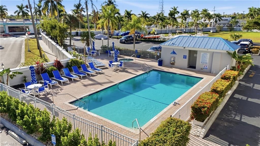 2885 Palm Beach Blvd, Unit 505, Fort Myers, FL 33916 Photo